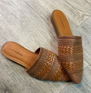 LUCKY BRAND Woven Mules Macaroon Belo Shoes Pointed Toe Women's 8.5 Casual thumbnail 1