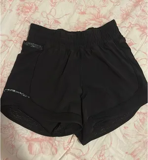 Lululemon Hotty Hot 4" High-Rise mesh thumbnail 2