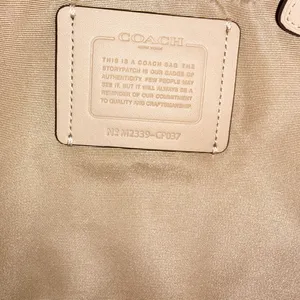 Coach Thea Leather Tote Chalk Pebbled Carryall Purse Everyday Shoulder Bag thumbnail 10