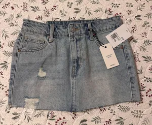 Forever 21 Denim mini skirt thumbnail 1