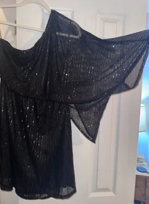 Sequin Black One-Shoulder Mini Cocktail Dress thumbnail 4
