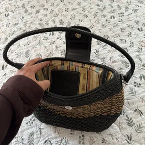 Brighton Sydney Black Tan Straw Handbag Heart Charm thumbnail 7