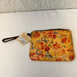 Patricia Nash Purse Cassini Leather Wristlet Wallet Floral Print Leather Bag thumbnail 4