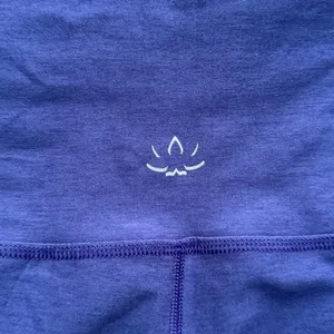 Beyond Yoga High-Waist Blue Leggings Size Small thumbnail 4
