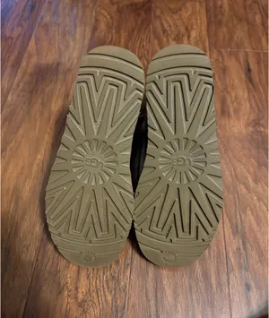 UGG Boots thumbnail 4