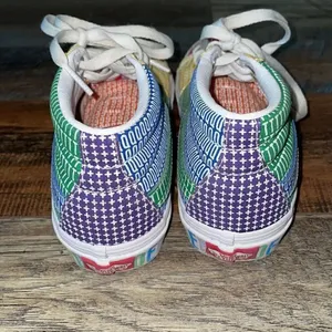 Vans SK8-Hi Pride Rainbow Shoes like new unisex thumbnail 4