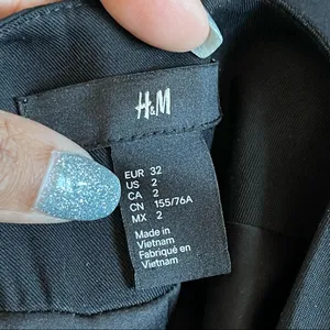 H&M | Black Open Style Blazer Sz 2 thumbnail 6