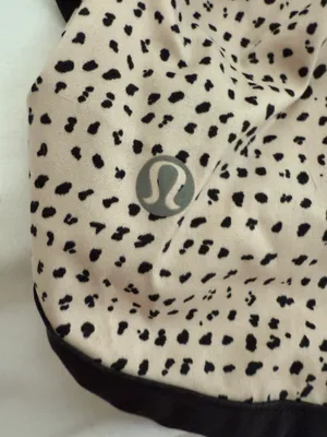 Lululemon Speed Short 2.5” thumbnail 3