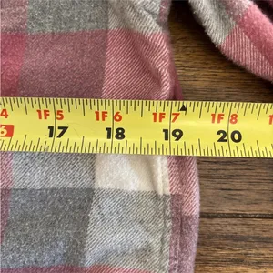American Eagle Women's Super Soft Pink and Gray Flannel Size Small thumbnail 3