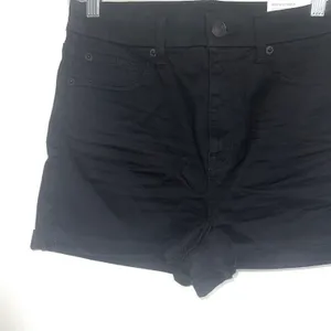 NWT Ne(X)t Level Solid Black High Rise Curvy Shorts thumbnail 4