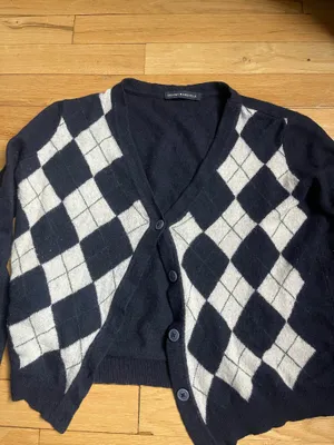 Brandy Melville Top thumbnail 3