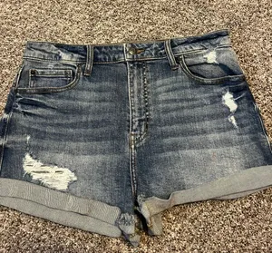 Jean Shorts Size L thumbnail 1