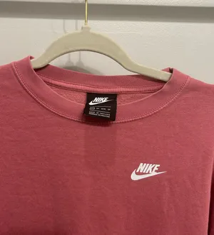 Nike High-Low Crew Neck  thumbnail 3