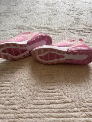 Nike Pink Shoes thumbnail 6