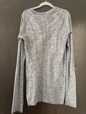 Lululemon Swiftly Tech Long Sleeve thumbnail 2