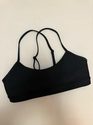 Alo Airlift Intrigue Yoga Sports Bra thumbnail 2