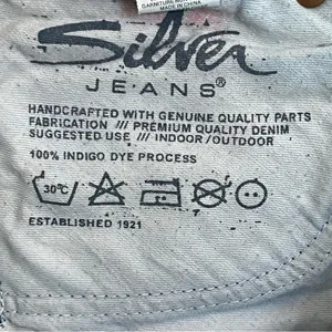 Silver Aiko Bootcut Jeans Women’s Size 28x31 Thick Stitch Dark‎ Denim Low Rise thumbnail 9