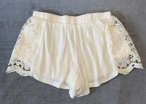 Rue 21 White Rayon Shorts w/ Lace Trim Sides thumbnail 2