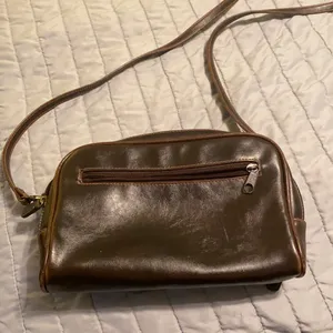 Small brown purse with built in organizer thumbnail 1