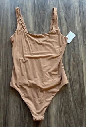 Auden Bodysuit Size M thumbnail 1