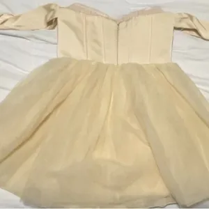 Oh Polly : Off Shoulder Tulle Skirt Mini Dress in Ivory, Size 4, Worn ONCE! thumbnail 5