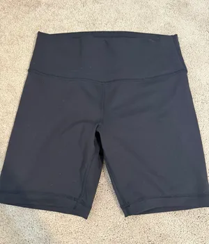 Lululemon Align High-Rise Shorts 8” thumbnail 2