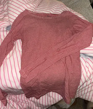 Brandy Melville Top thumbnail 1