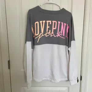 PINK Victoria’s Secret women’s multicolored logo crewneck‎ — medium thumbnail 6