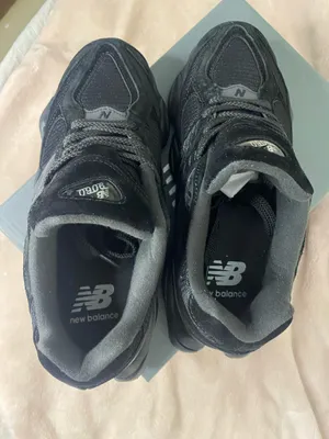 New Balance 9060 Men's Sneakersshoes Size 7 thumbnail 6