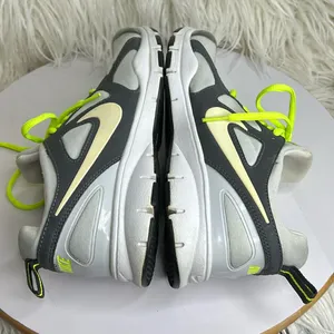 Nike Training In Season TR2 Size 7.5. Light dark gray / green. thumbnail 7