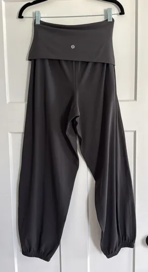 Lululemon Size 6 Align Fold-over Relaxed Leggings Joggers thumbnail 6