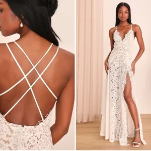 LULU's Sexy Romantic Flowy Eyelash Lace Bridal Shower Elopement Wedding Gown thumbnail 2