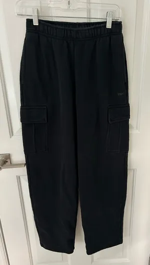 Aritzia TNA Sweatfleece Cargo Sweatpants Black Size XS thumbnail 1