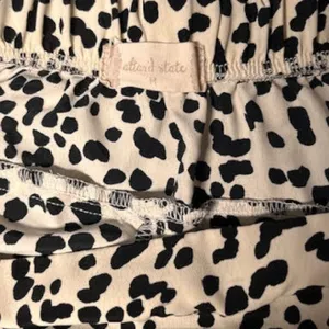Womens Skirt Mini Skater‎ Style Beige Black Dotted Pattern thumbnail 4