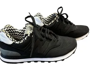 New Balance 574 Black & White Sneakers Women’s Size 5 thumbnail 1