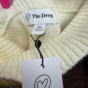 The Drop Striped Turtleneck Sweater - Cream and Red thumbnail 4
