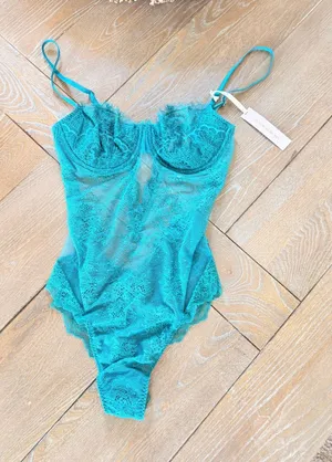 NWT Victoria's Secret Lace Underwire Teddy Bodysuit Womens Teal Medium thumbnail 1