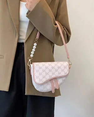 Elegant Pink Crossbody Bag White Size undefined thumbnail 6