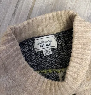 American eagle christmas sweater thumbnail 3