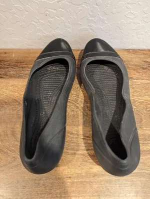 CROCS Patent Cap Toe Slip-On Flats Ballet Shoes black Size 9 Women’s thumbnail 5