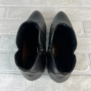 Ariat Astor Ankle Booties Womens 6.5 B Black Leather Low Heel Zip Coast Cowgirl thumbnail 12