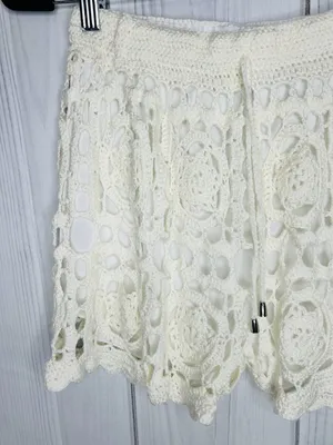 Umgee USA Women’s Crochet Lace Shorts Ivory Size M Boho Festival Drawstring thumbnail 3
