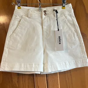 NEW Mica Sz 4-6 (XS) white High‎ Waist Denim Shorts Ivory NWT thumbnail 3