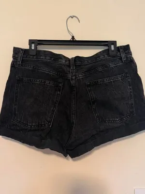 Abercrombie & Fitch Annie High Rise Denim Shorts thumbnail 4