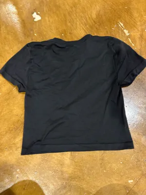 Aritzia Women’s Black Crewneck Crop Top thumbnail 3