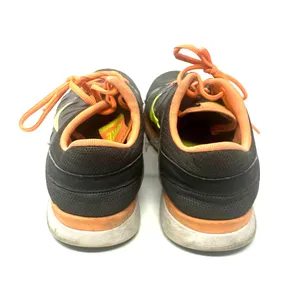 Nike‎ Size 7.5 Sneakers Gray Orange Lace Up Running Hiking Outdoors Gym Sports thumbnail 4