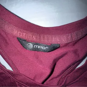 MPG Sport Womens Maroon Racerback Tank‎ Top Activewear Workout Shirt Burgundy L thumbnail 2