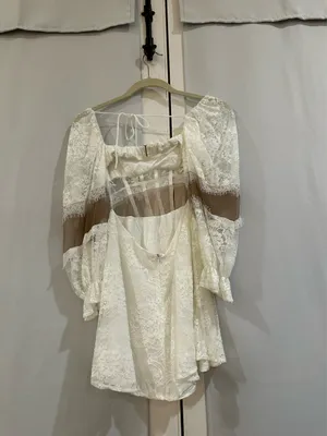 White dress Size XS thumbnail 5