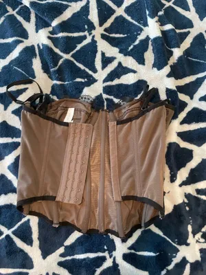 Urban Outfitters Top thumbnail 2