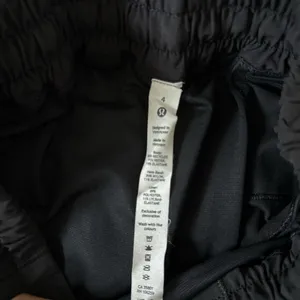 Black Lululemon hotty hot shorts  thumbnail 4